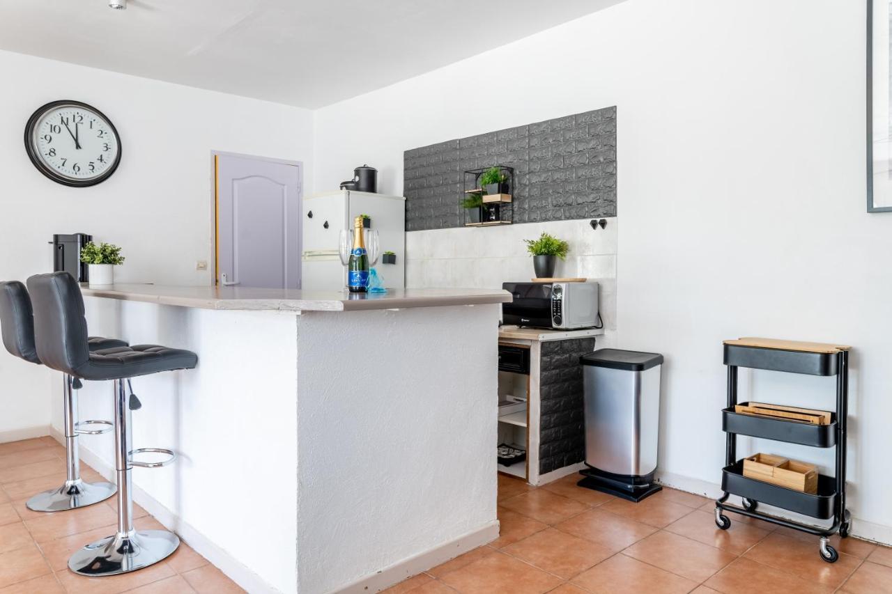 Le Grand Thao Apartment Fréjus Exterior photo